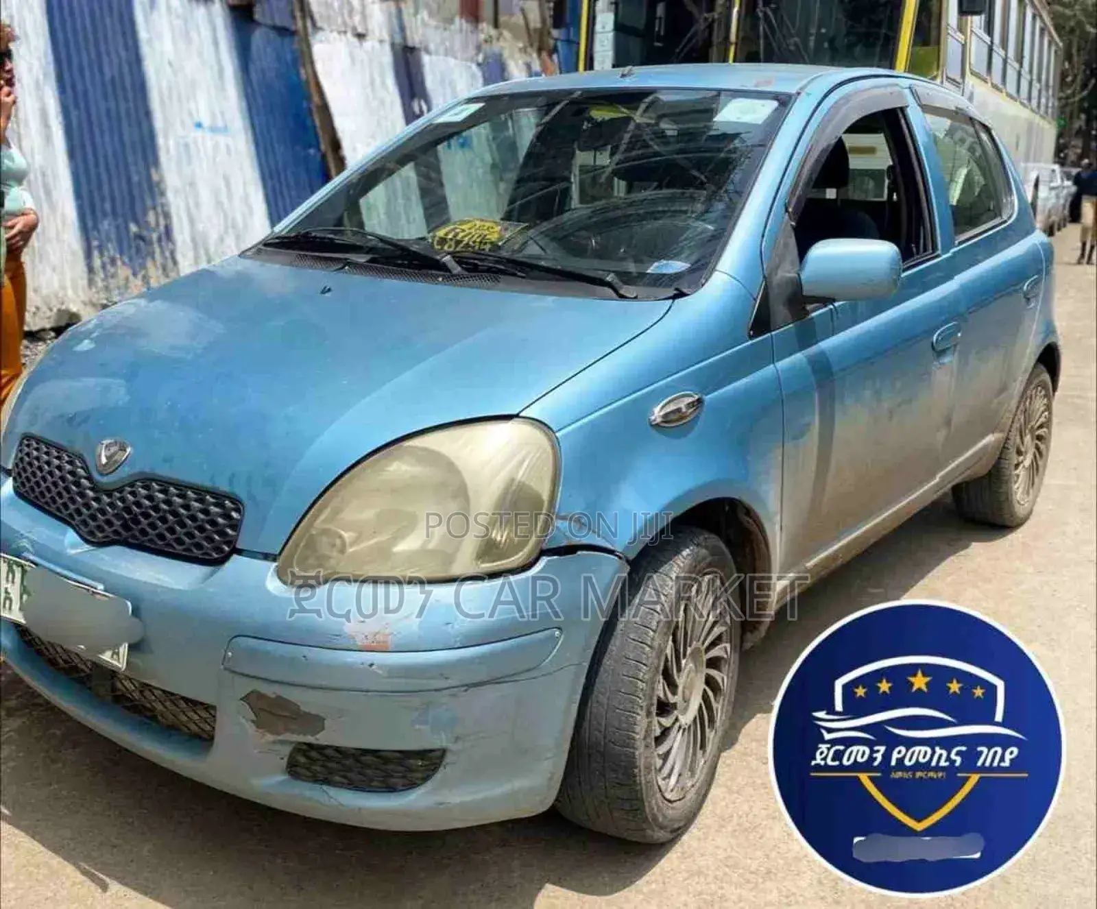Toyota Vitz 2002 Blue