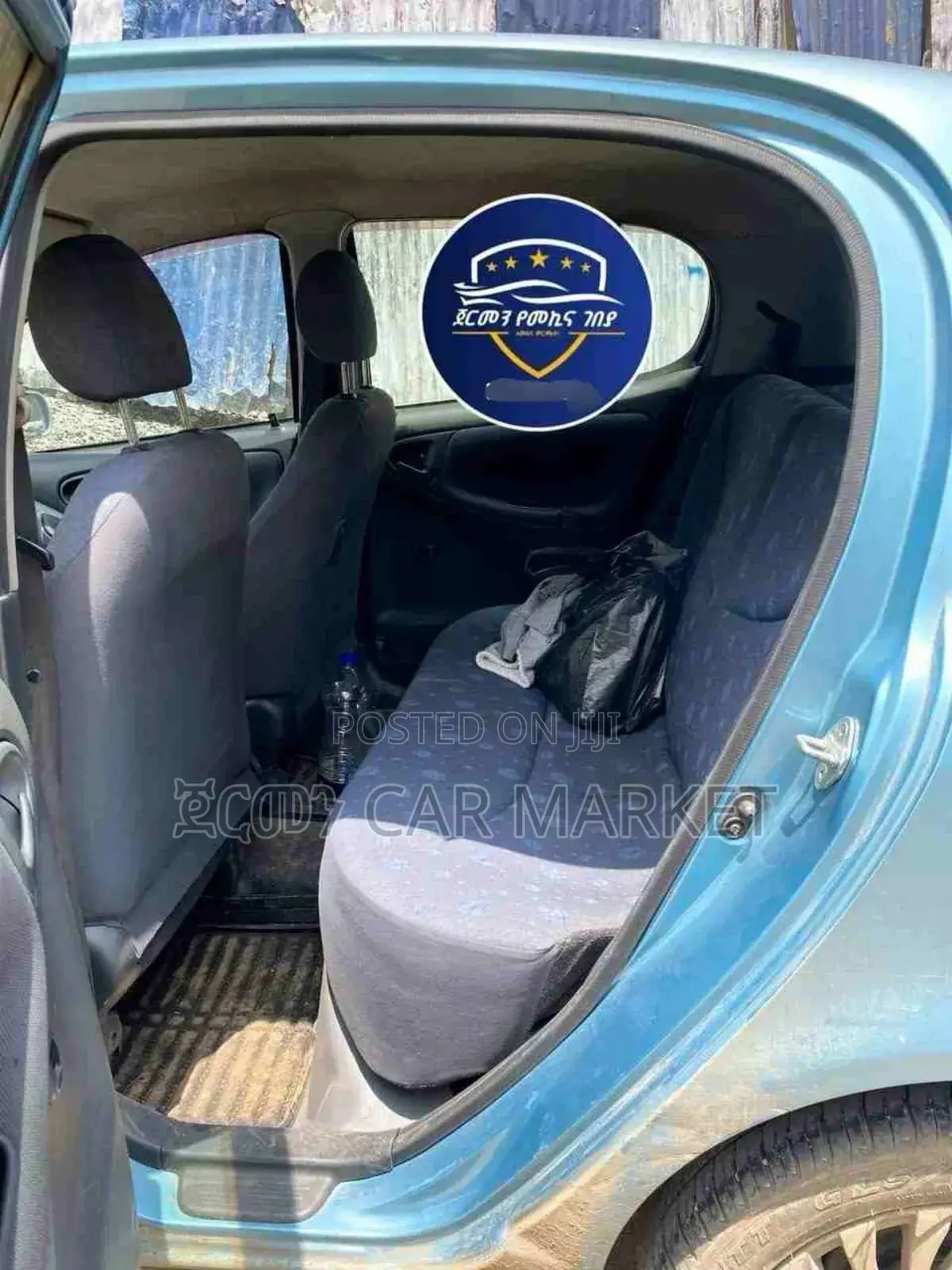 Toyota Vitz 2002 Blue