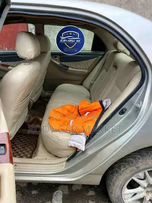 Toyota Corolla 2005 Silver