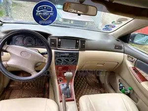 Toyota Corolla 2005 Silver