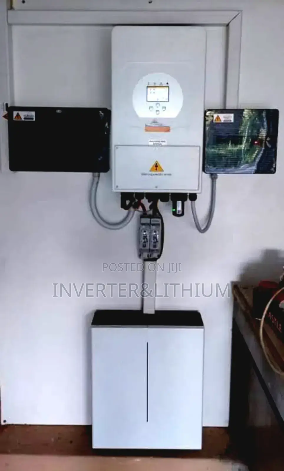 ሶላር ጀነሬተር(ድምጽ እና ጪስ አልባ መሆናቸዉ ለየት ያደርጋቸዋል)