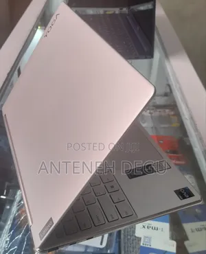 Photo - New Laptop Lenovo Yoga 9i 16GB Intel Core I7 SSD 512GB