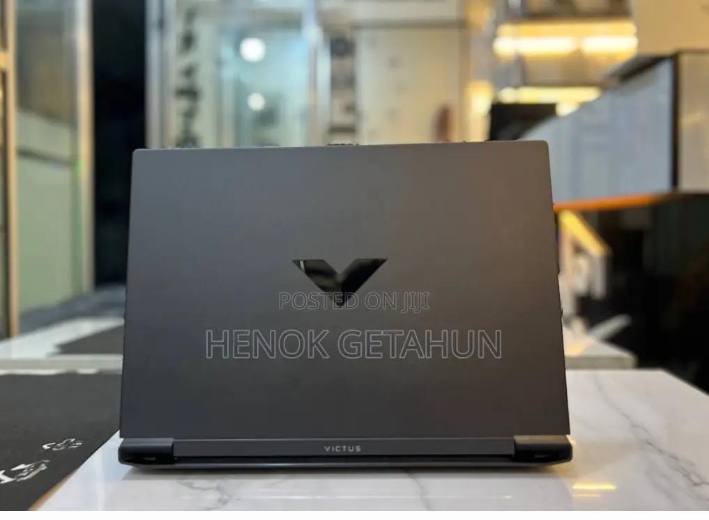 New Laptop HP Victus 15 8GB AMD Ryzen 5 SSD 512GB