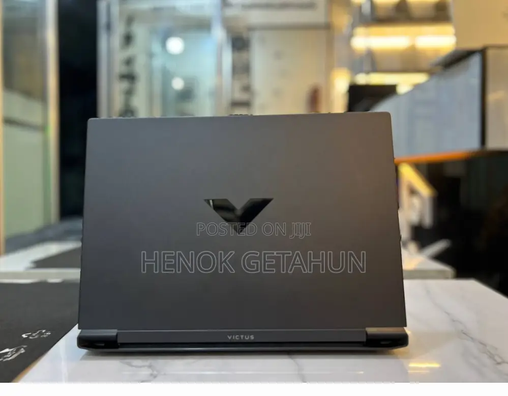 New Laptop HP Victus 15 8GB AMD Ryzen 5 SSD 512GB