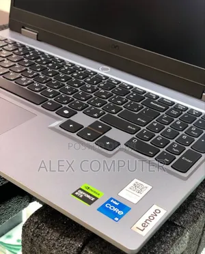 New Laptop Lenovo LOQ 15IRH8 16GB Intel Core I5 SSD 512GB