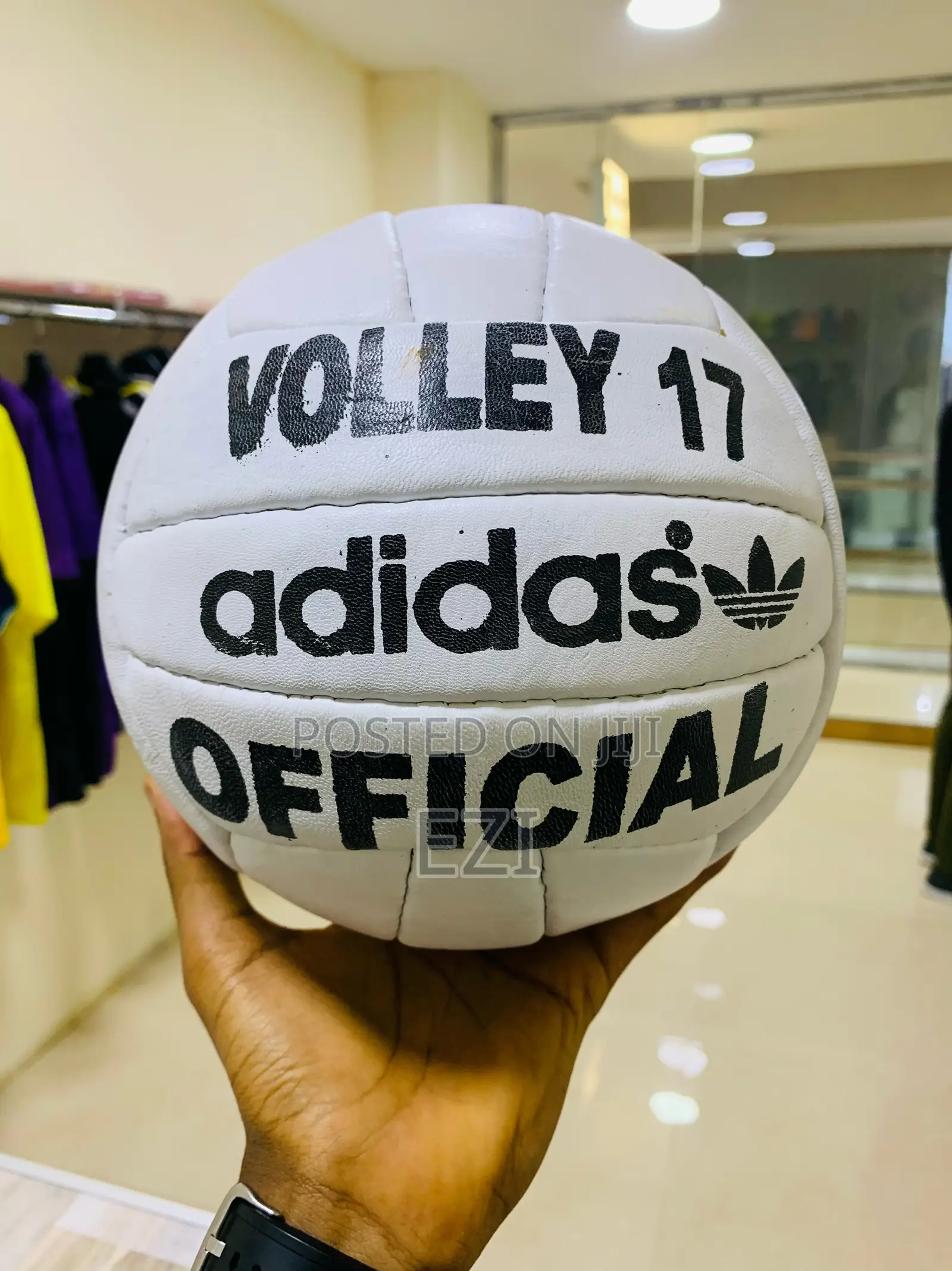 Volley Ball Adidas Official