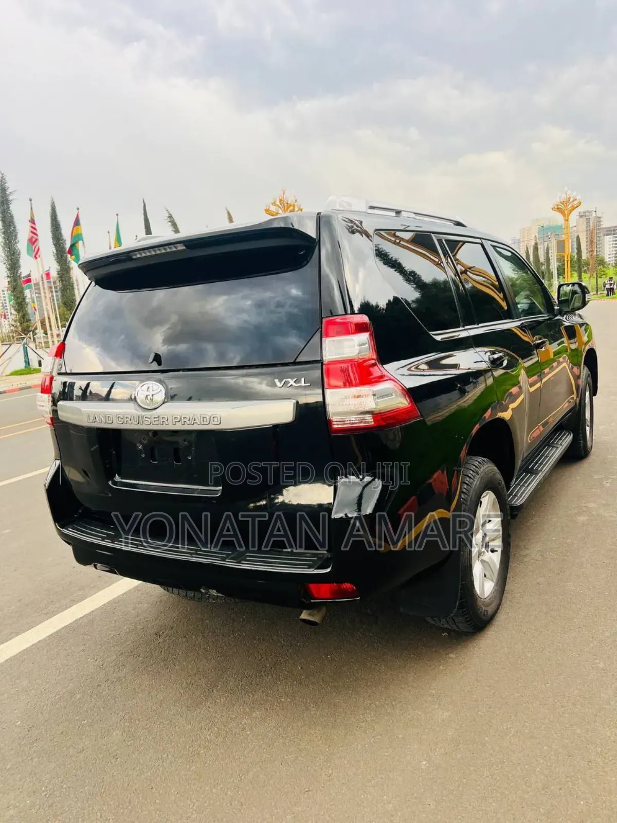 Toyota Land Cruiser Prado 2016 Black