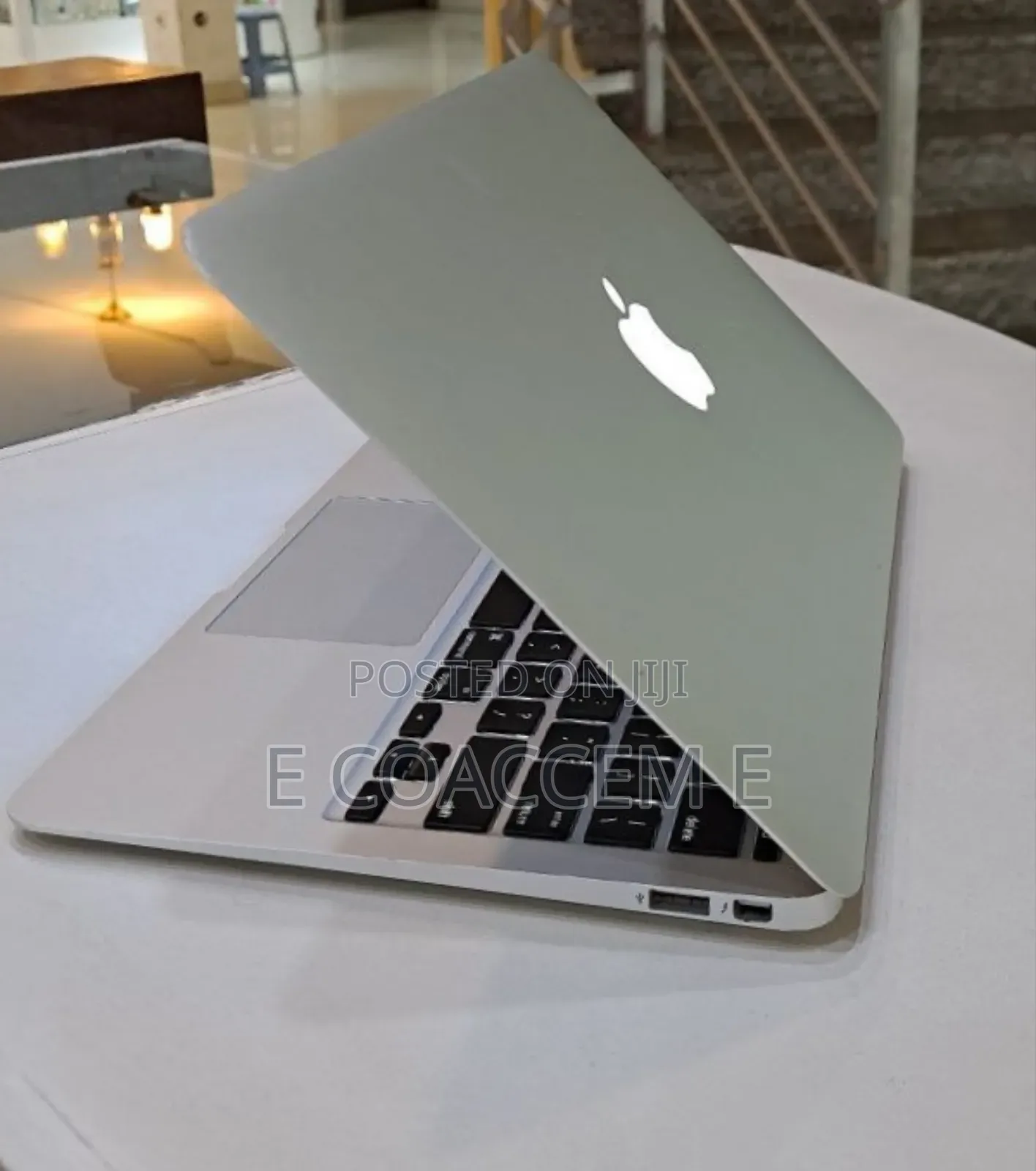 New Laptop Apple MacBook Air 4GB Intel Core I5 SSD 128GB