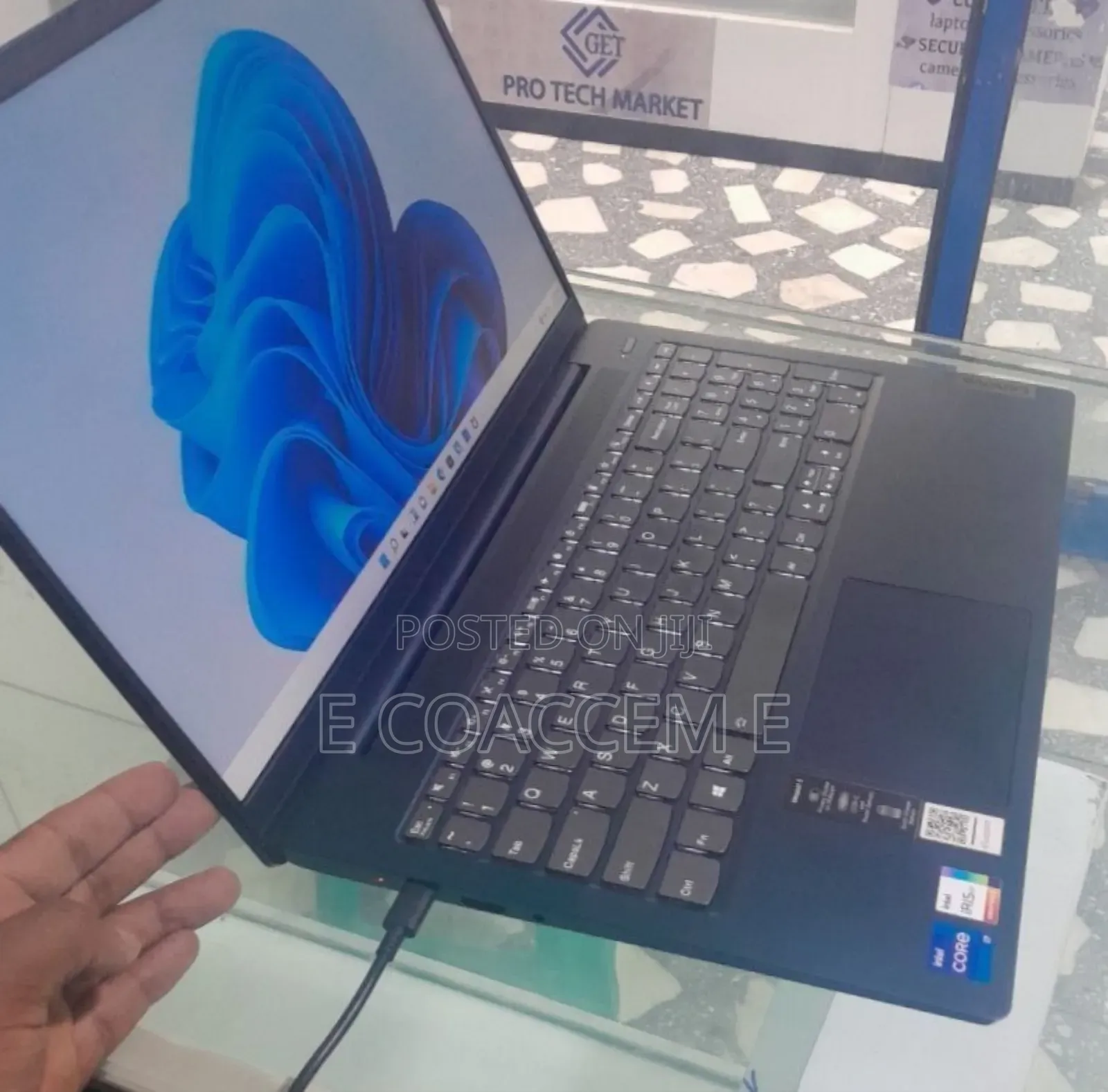 New Laptop Lenovo 16GB Intel Core I7 SSD 512GB