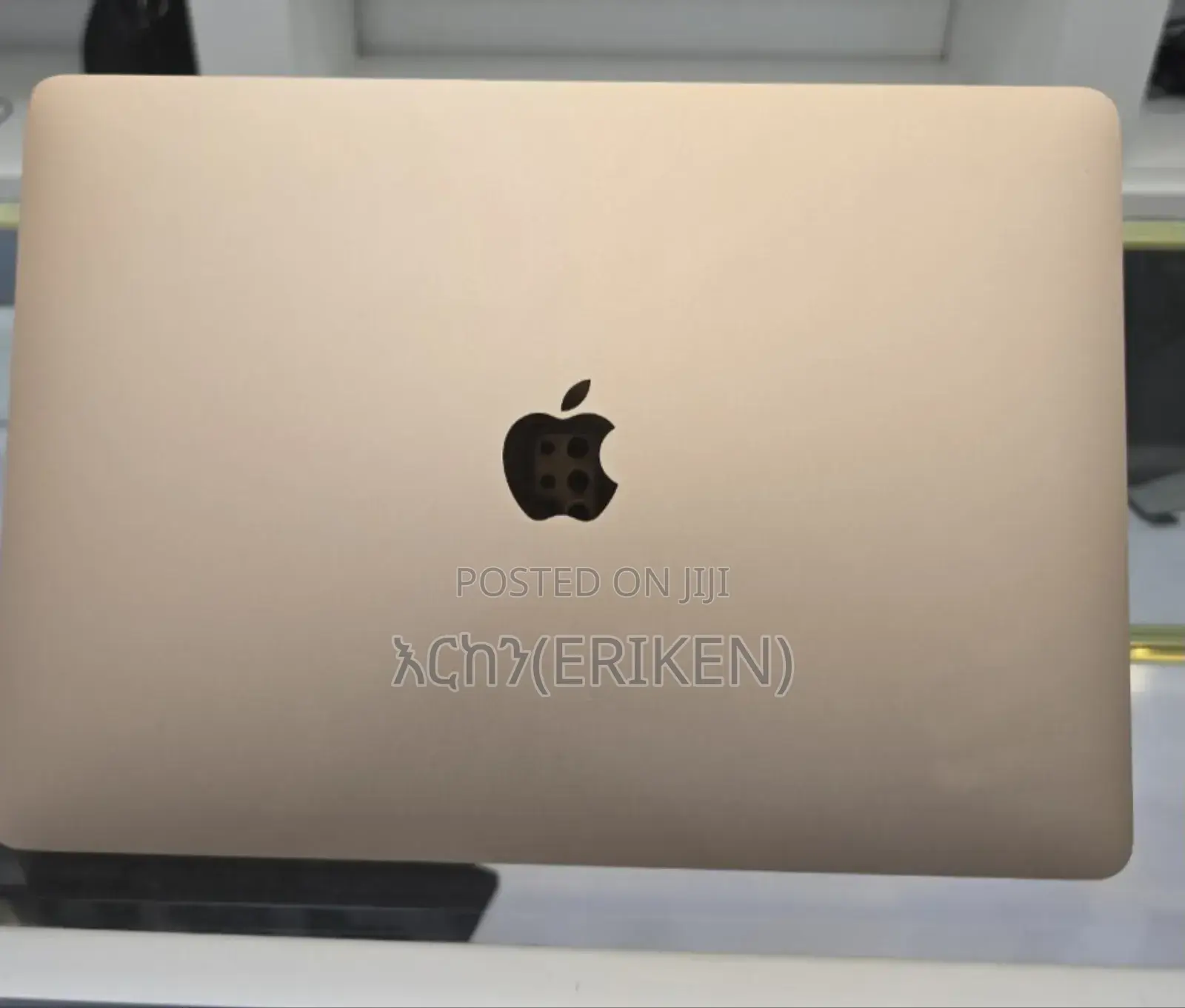 New Laptop Apple MacBook Air 2020 M1 8GB Apple M1 SSD 256GB