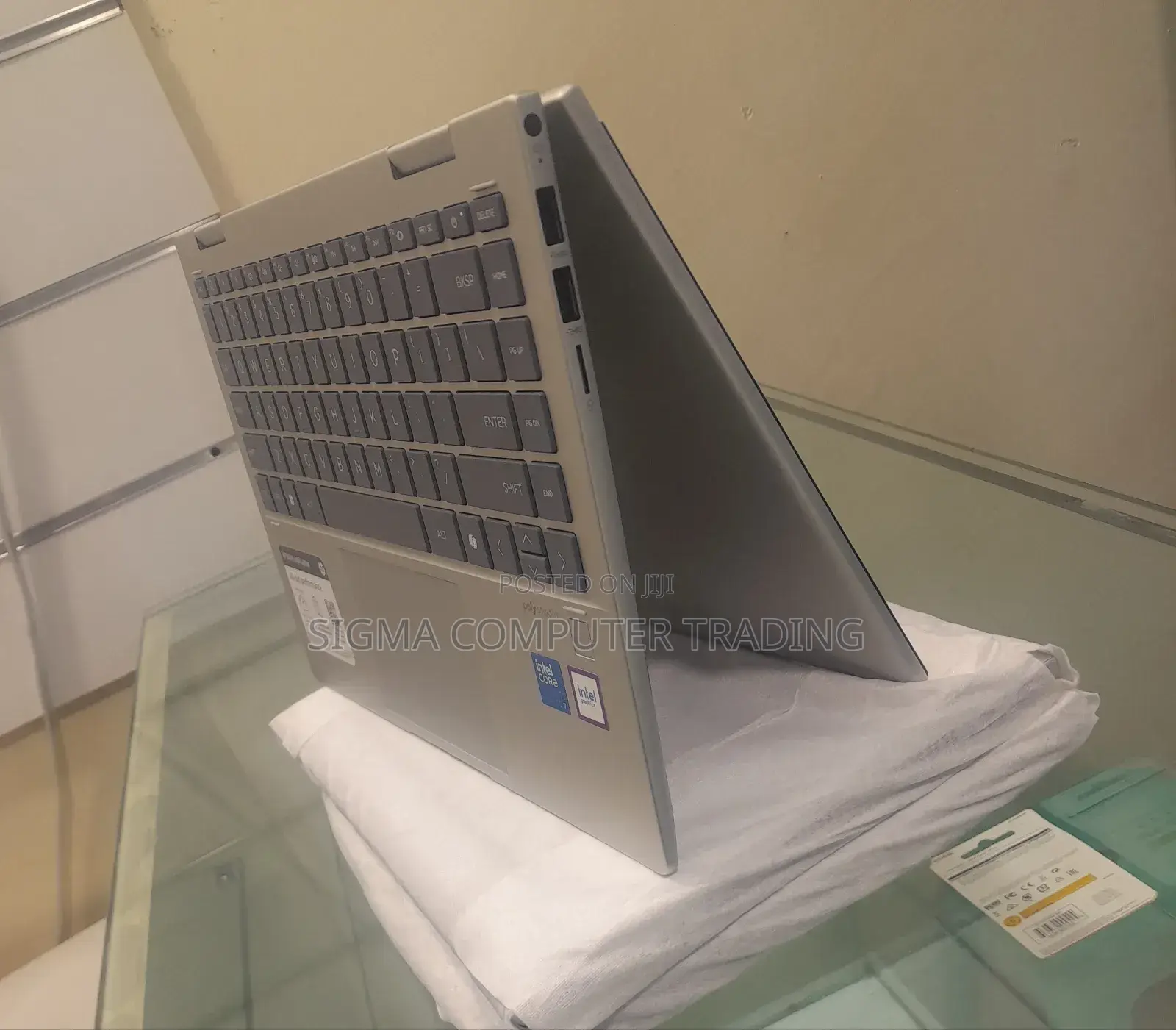 New Laptop HP Envy X360 16GB Intel Core I7 SSD 1T