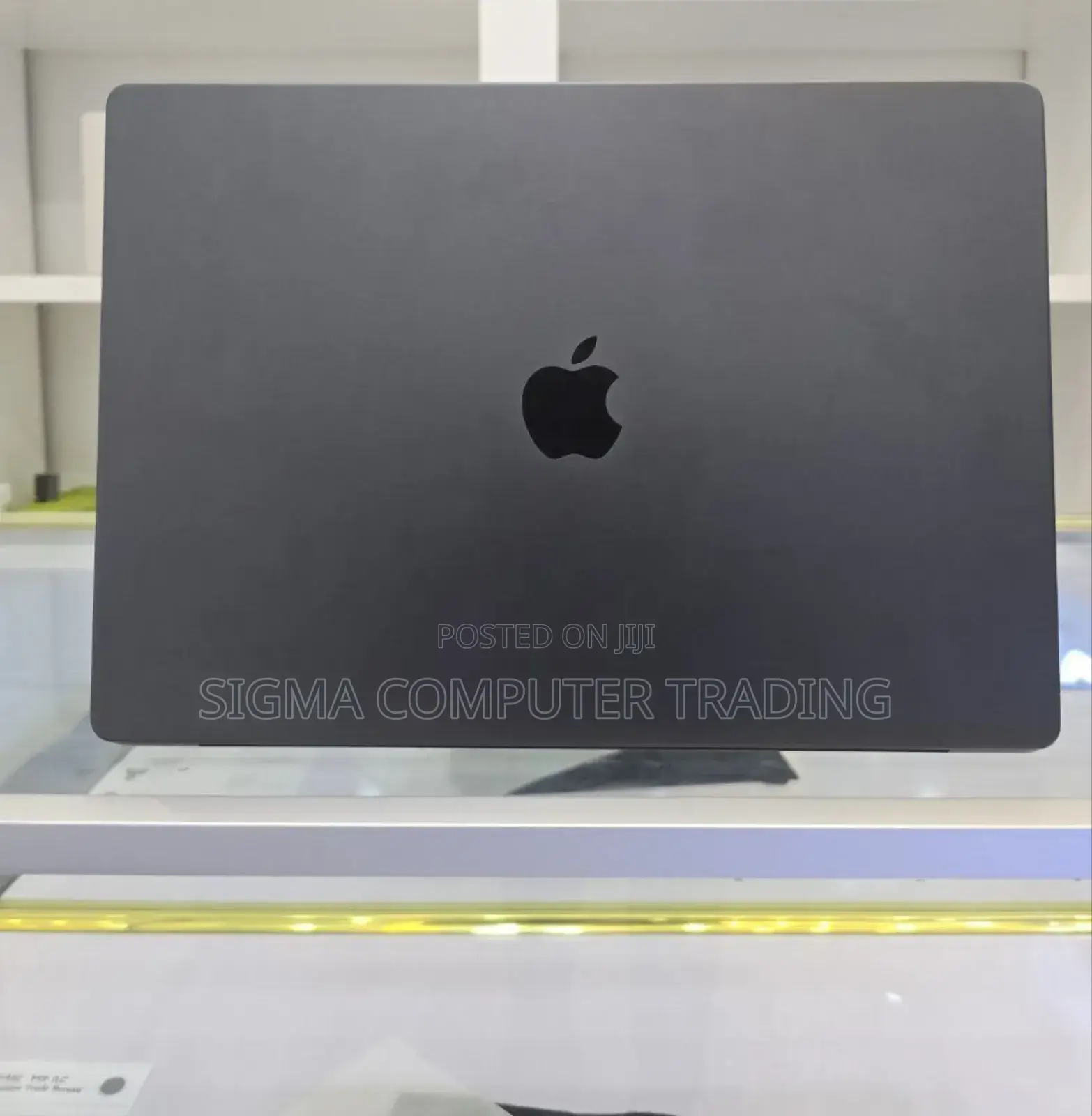 New Apple MacBook Pro 2023 M3 Max 16-Inch 36GB Apple M3 Max SSD 1T