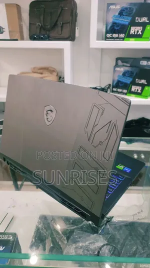 New Laptop MSI Pulse GL66 16GB Intel Core I7 SSD 1T