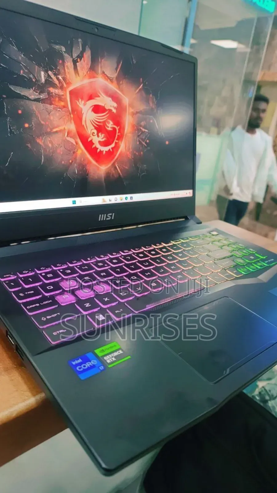 New Laptop MSI Pulse GL66 16GB Intel Core I7 SSD 1T