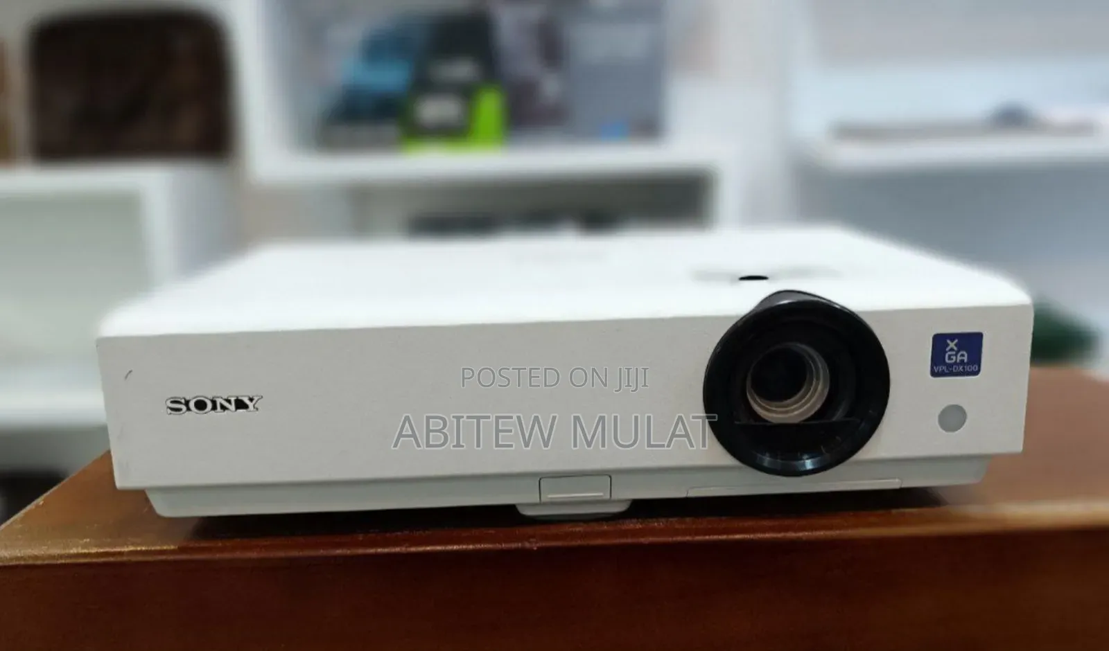 Sony Projector VPL-DX100
Display Type :3LCD
Projector