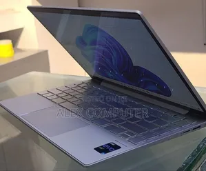 New Laptop HP Pavilion 15 8GB Intel Core I7 SSD 512GB