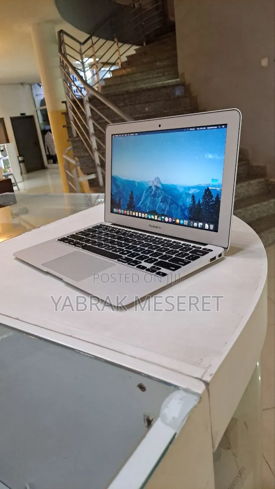 New Laptop Apple MacBook Air 2015 4GB Intel Core I5 SSD 128GB