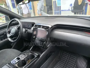 Hyundai Tucson 2021 White