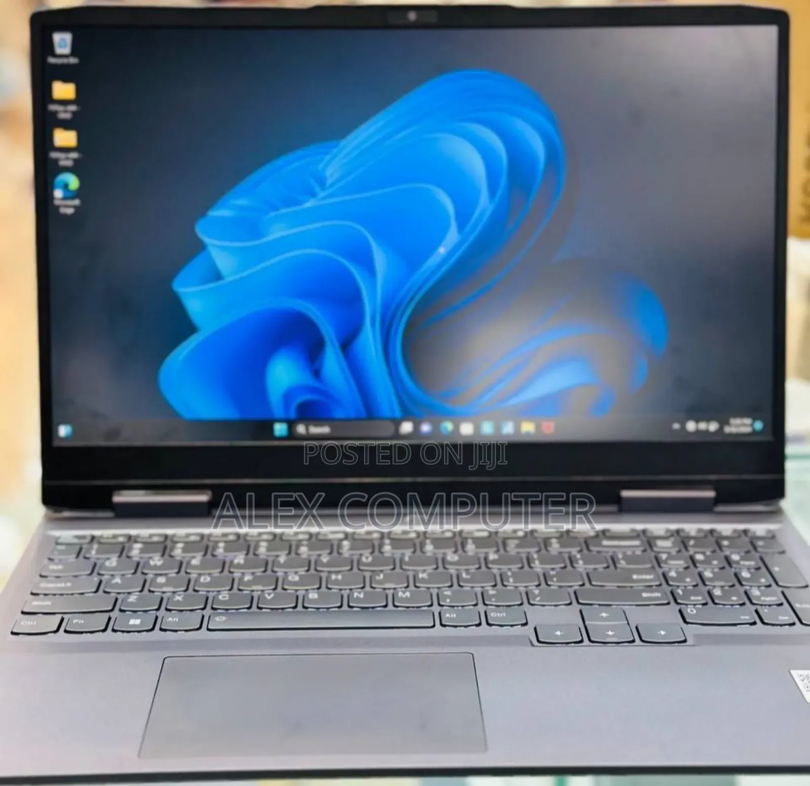 New Laptop Lenovo LOQ 15IRH8 16GB AMD Ryzen 5 SSD 512GB