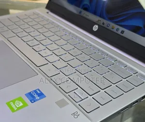 New Laptop HP Pavilion 14 16GB Intel Core I7 SSD 512GB