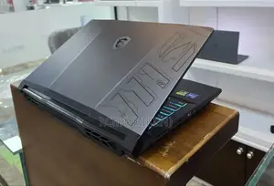 New Laptop MSI Pulse GL66 16GB Intel Core I7 SSD 1T