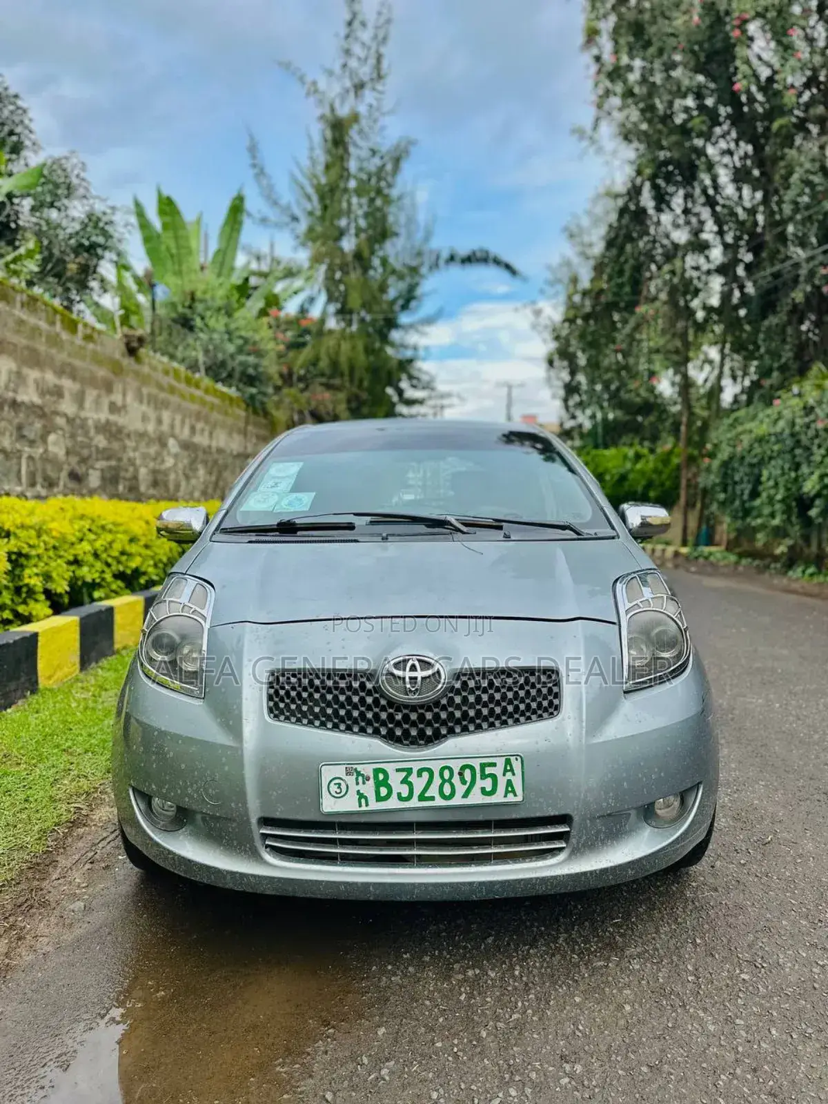 Toyota Yaris 2007 Gray