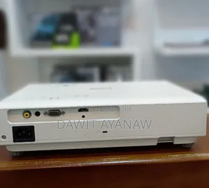 Projector Sony Dx100