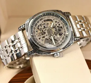 Photo - Chenix Full Automatic Watch