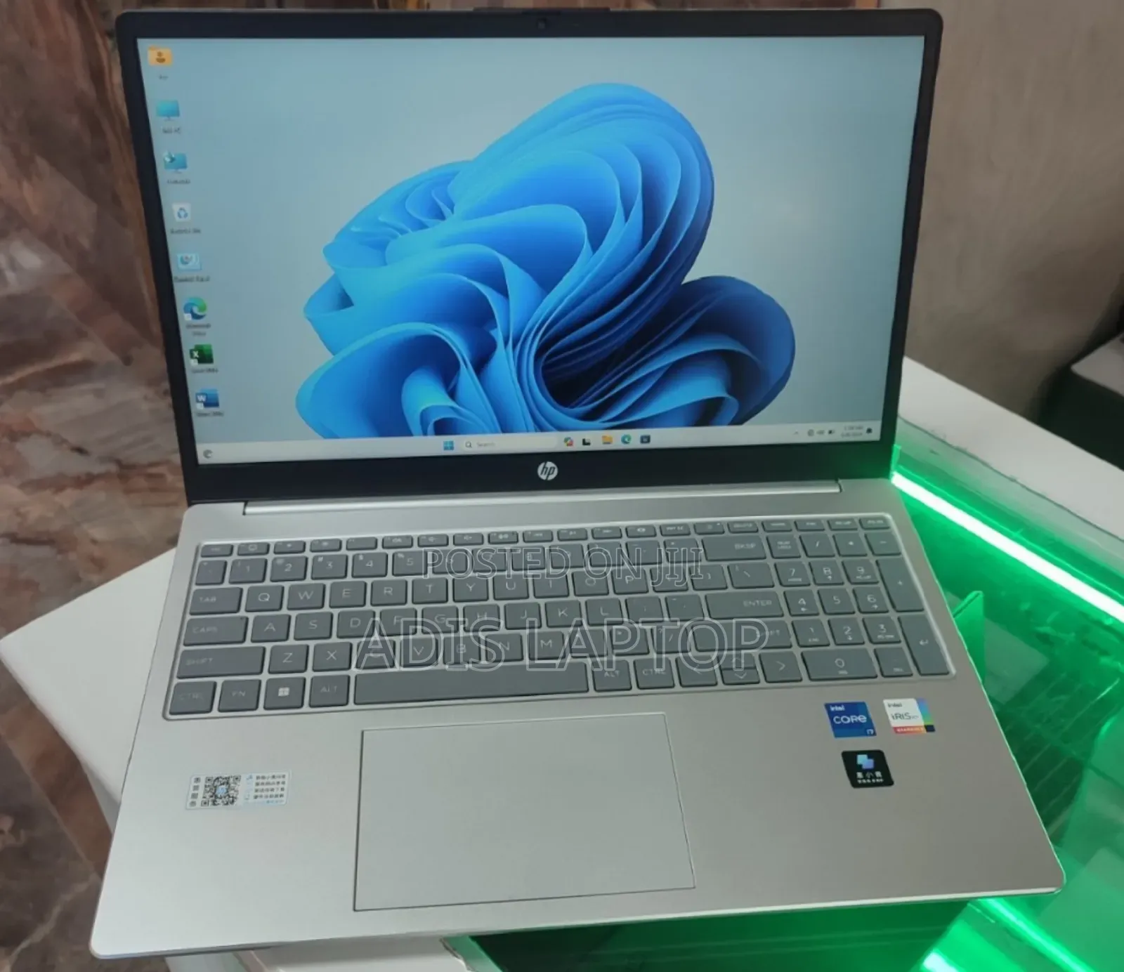 New Laptop HP Stream Notebook 8GB Intel Core I7 SSD 512GB