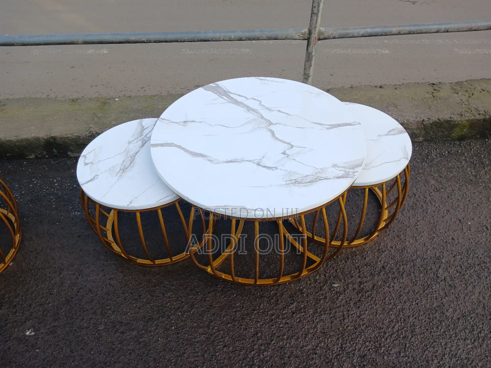 የሶፋ ጠረጴዛ/Table