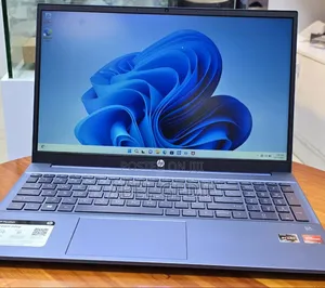 New Laptop HP Pavilion 15 8GB AMD Ryzen 5 SSD 512GB