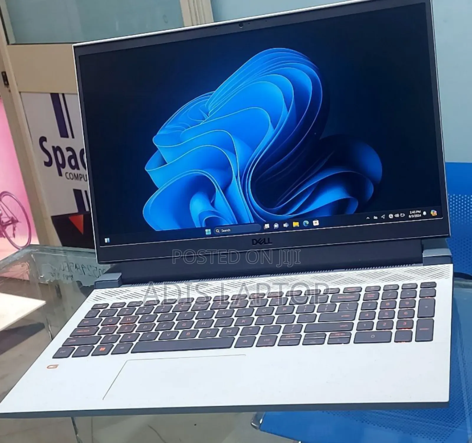 New Laptop Dell G15 5535 16GB AMD Ryzen 5 SSD 512GB