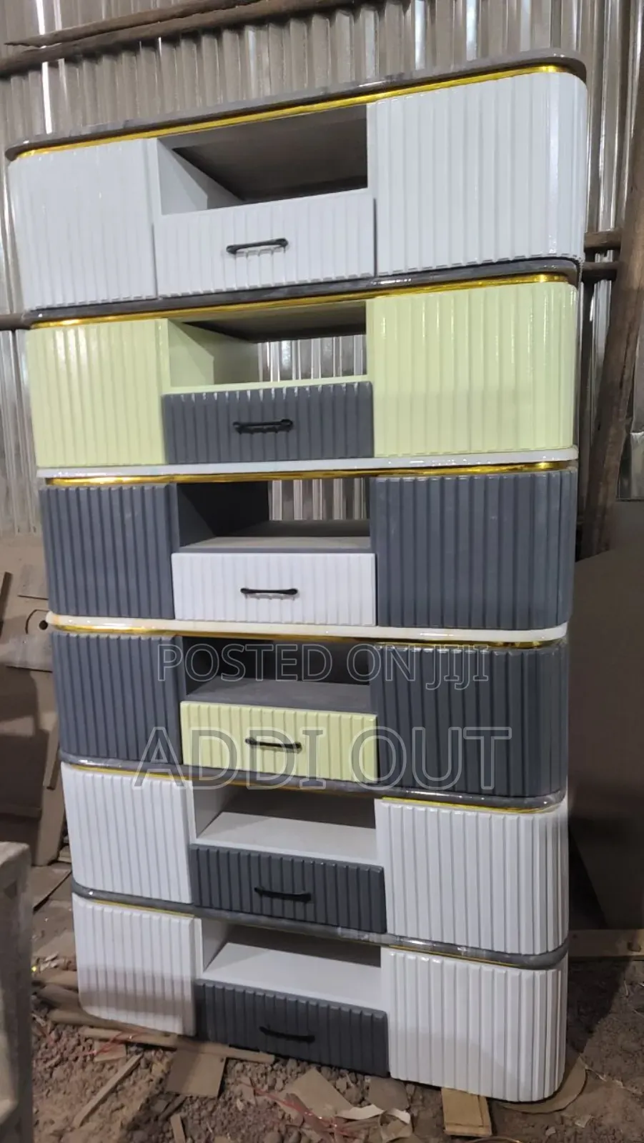 ኢፖክሲ ቲቪ ስታንድ