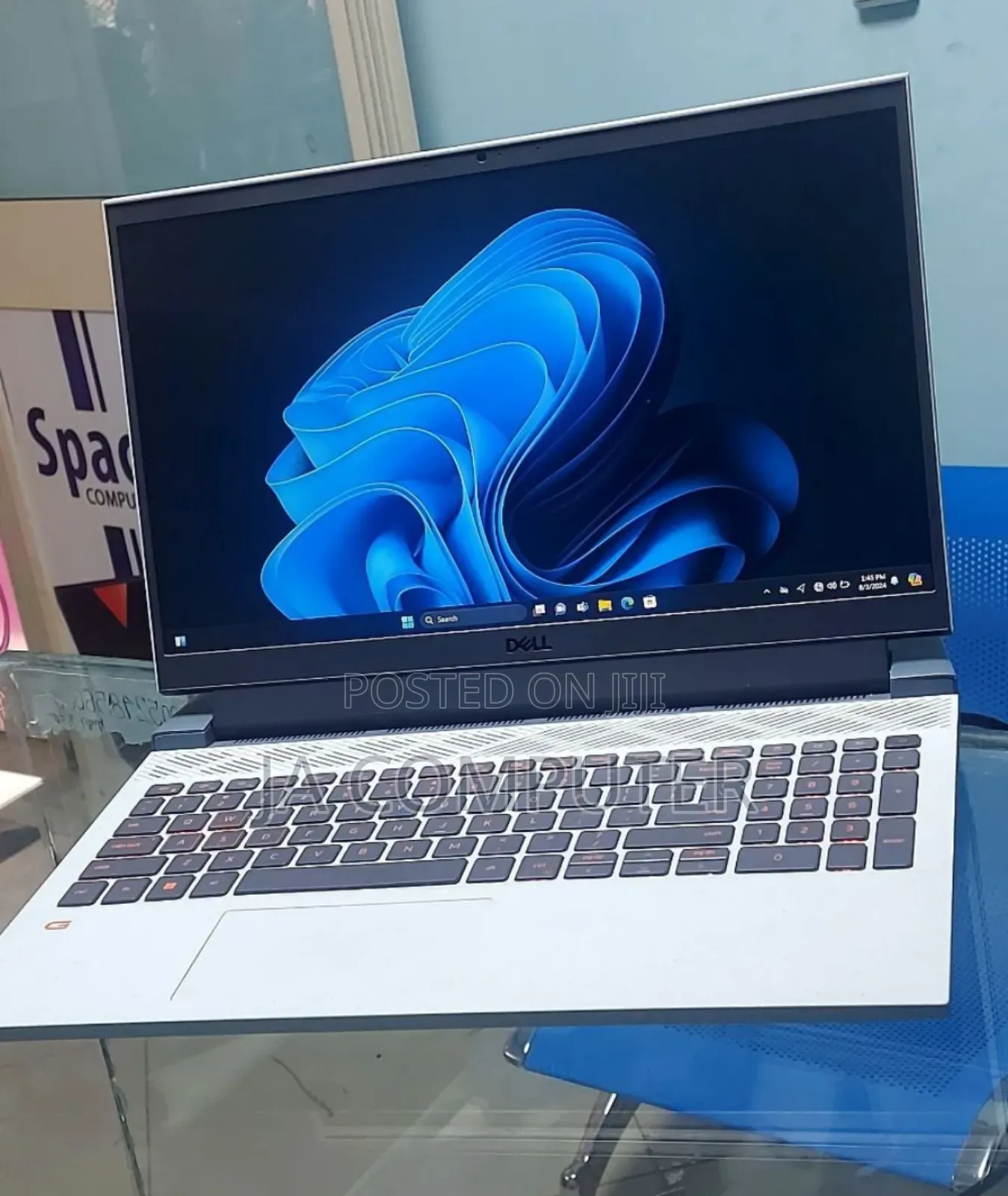 New Laptop Dell G15 5511 16GB AMD Ryzen 5 SSD 512GB