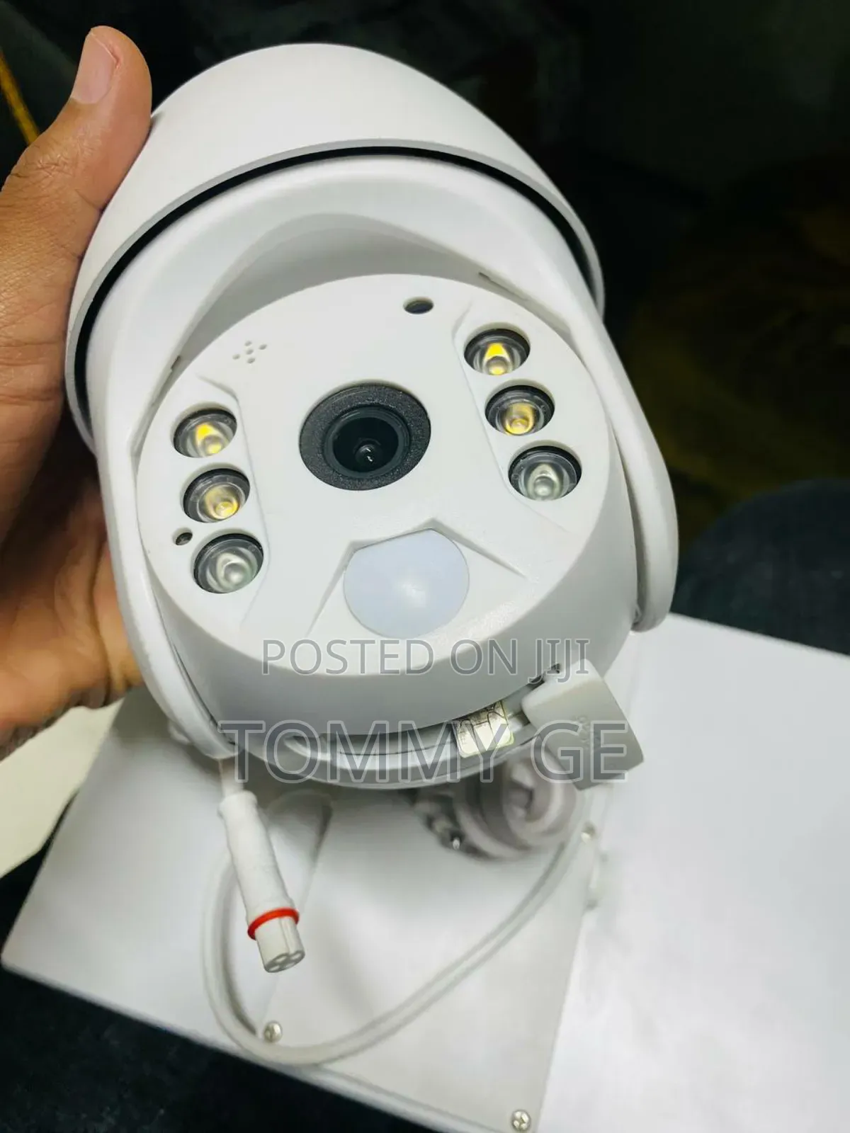 በሶላር ወይም በጸሀይ ሀይል የሚሰራ የደህንነት ካሜራ Solar Security Camera