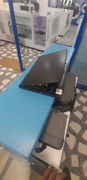 New Laptop MSI Katana 15 16GB Intel Core I7 SSD 1T