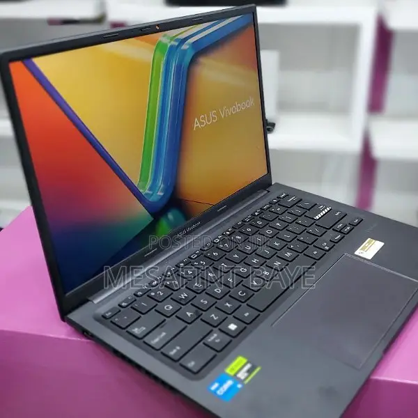 New Laptop Asus VivoBook 15 X505BA 16GB Intel Core I5 SSD 512GB