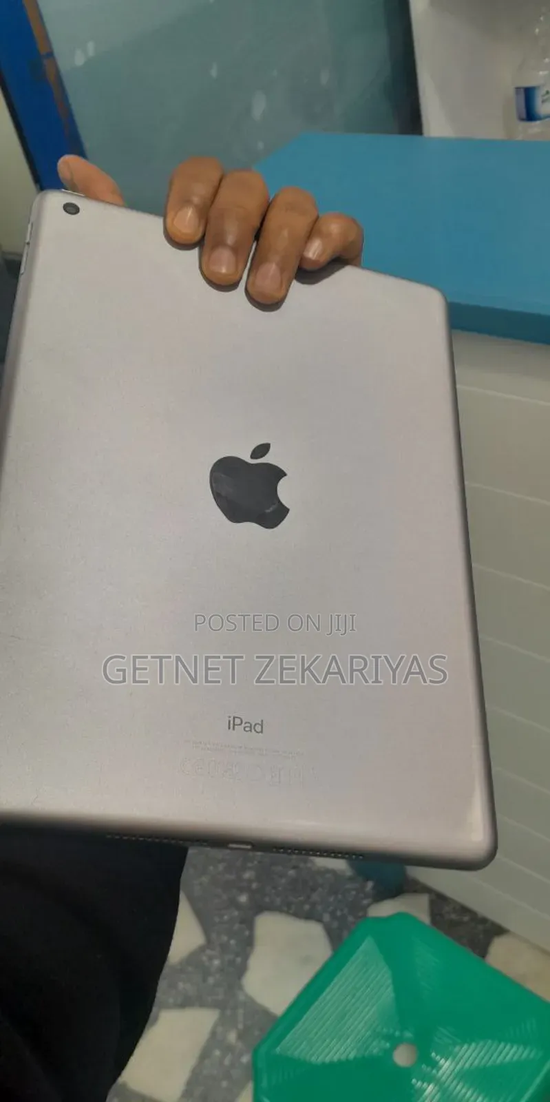 New Apple iPad 9.7 128 GB