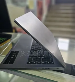 New Laptop Acer Aspire 5 16GB Intel Core I7 SSD 512GB