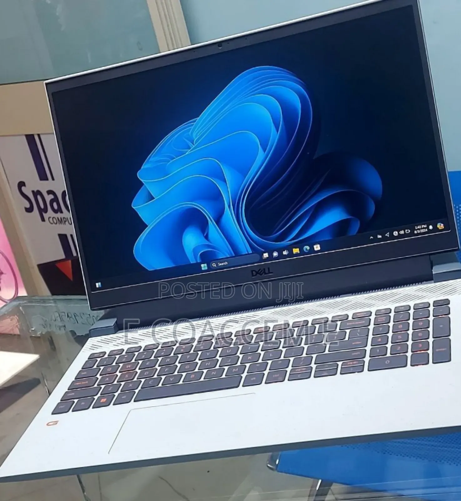 New Laptop Dell 16GB AMD Ryzen 5 SSD 512GB