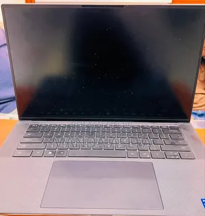 New Laptop Dell 16GB Intel Core I7 SSD 512GB