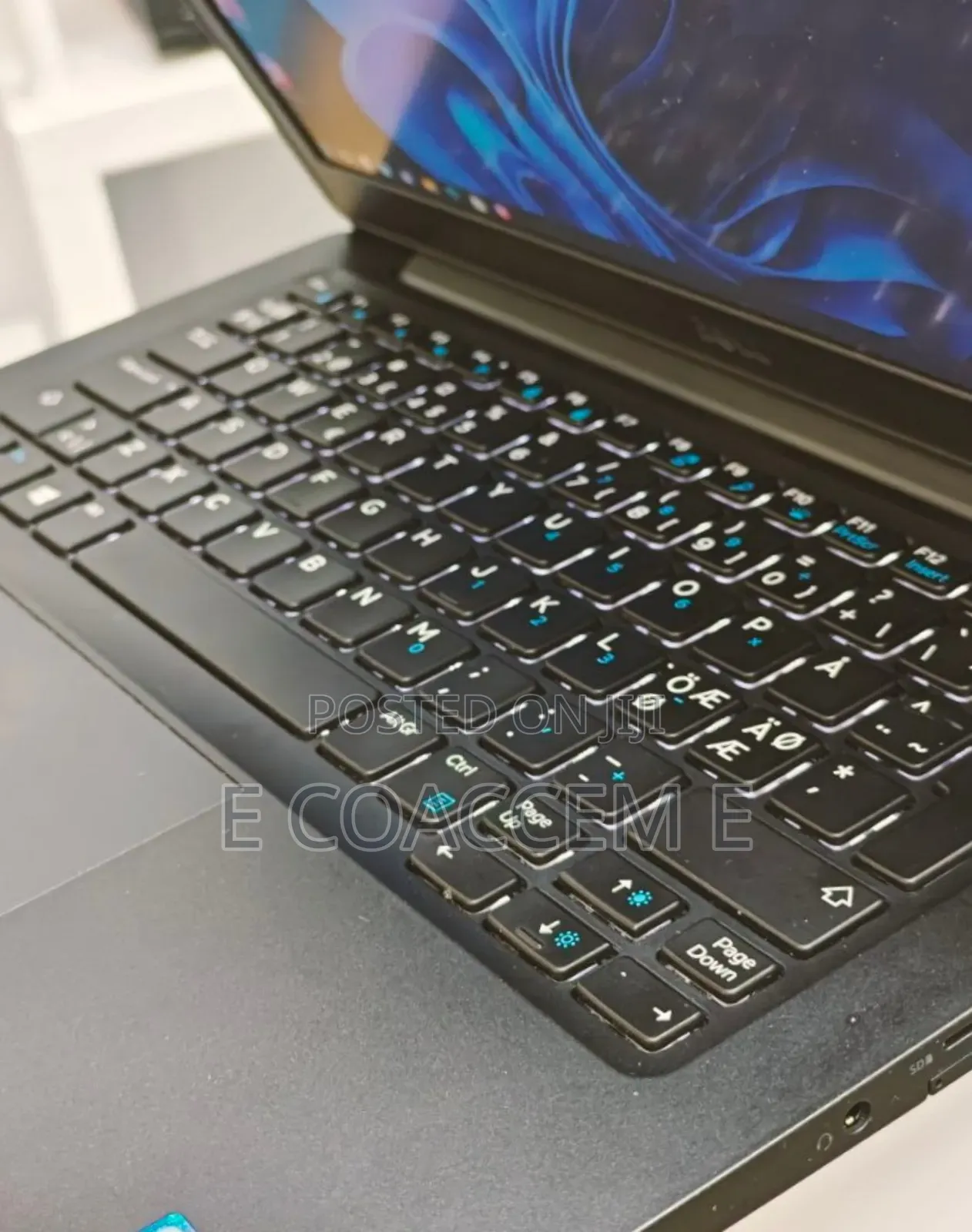 New Laptop Dell 8GB Intel Core I7 SSD 256GB