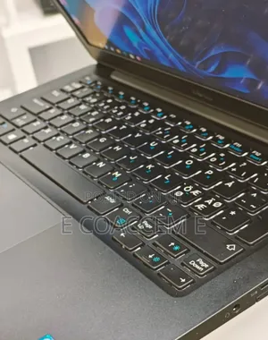 New Laptop Dell 8GB Intel Core I7 SSD 256GB