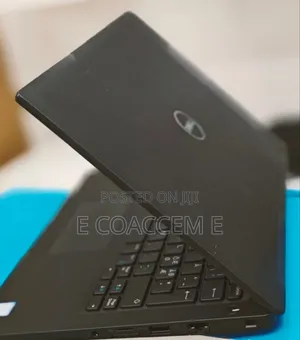 New Laptop Dell 8GB Intel Core I7 SSD 256GB