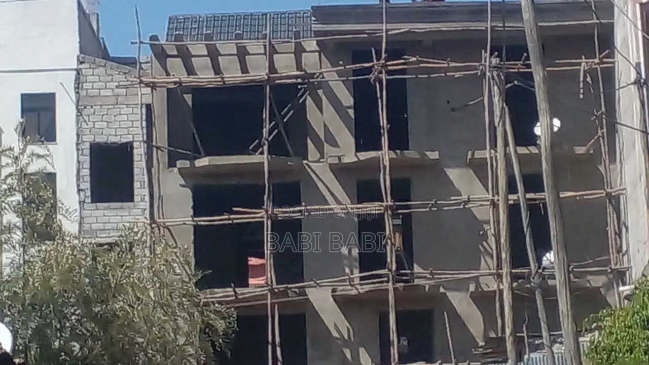 6bdrm House in Ayat, Bole for sale