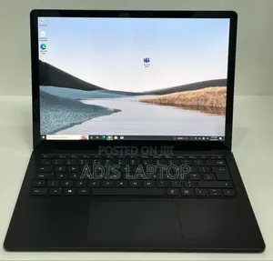 New Laptop Microsoft Surface 8GB Intel Core I5 SSD 256GB