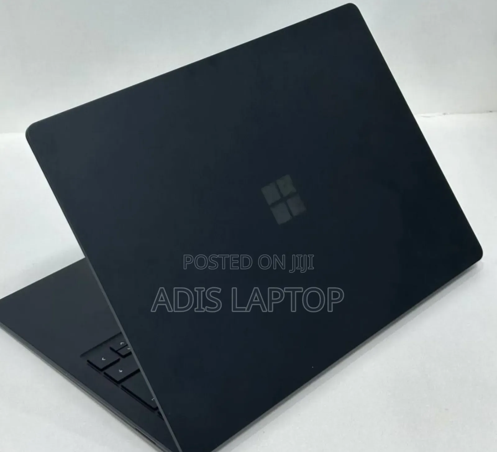 New Laptop Microsoft Surface 8GB Intel Core I5 SSD 256GB