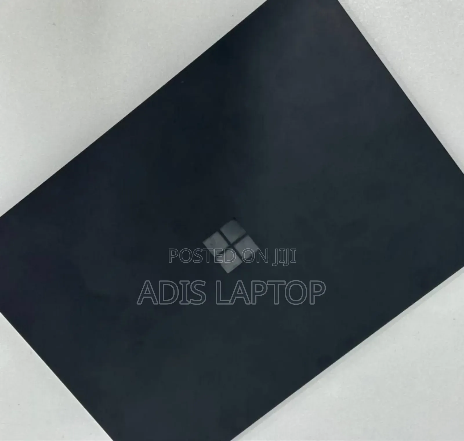 New Laptop Microsoft Surface 8GB Intel Core I5 SSD 256GB