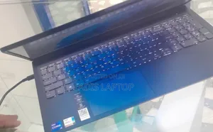 New Laptop Lenovo IdeaPad Flex 15 12GB Intel Core I7 SSD 512GB