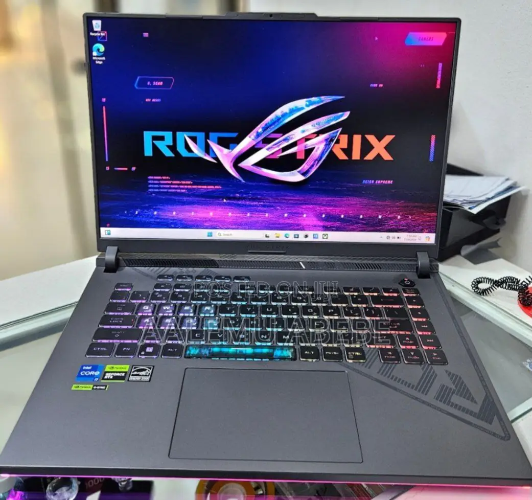 New Laptop Asus ROG Strix G16 G614 16GB Intel Core I7 SSD 1T